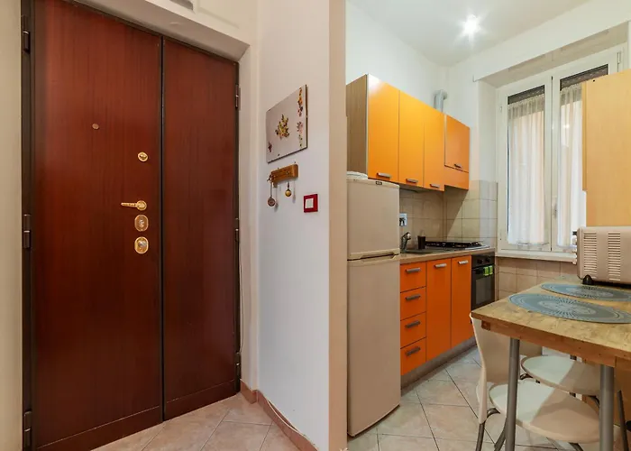 Guesthost - Piazzale Delle Provincie Apartament *